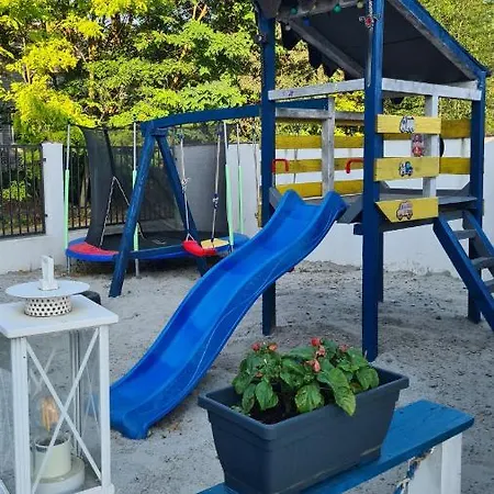 Village * Эфорие Норд